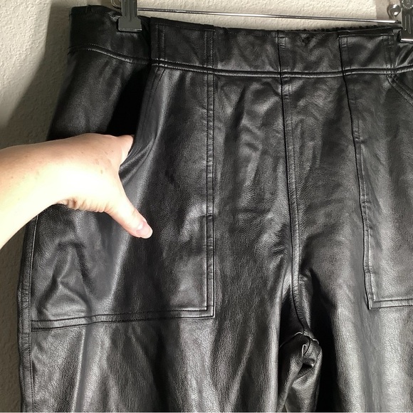 SPANX Faux Leather Jogger Pants XL Black Pockets Pull-On Streetwear Minimalist - Picture 5 of 10